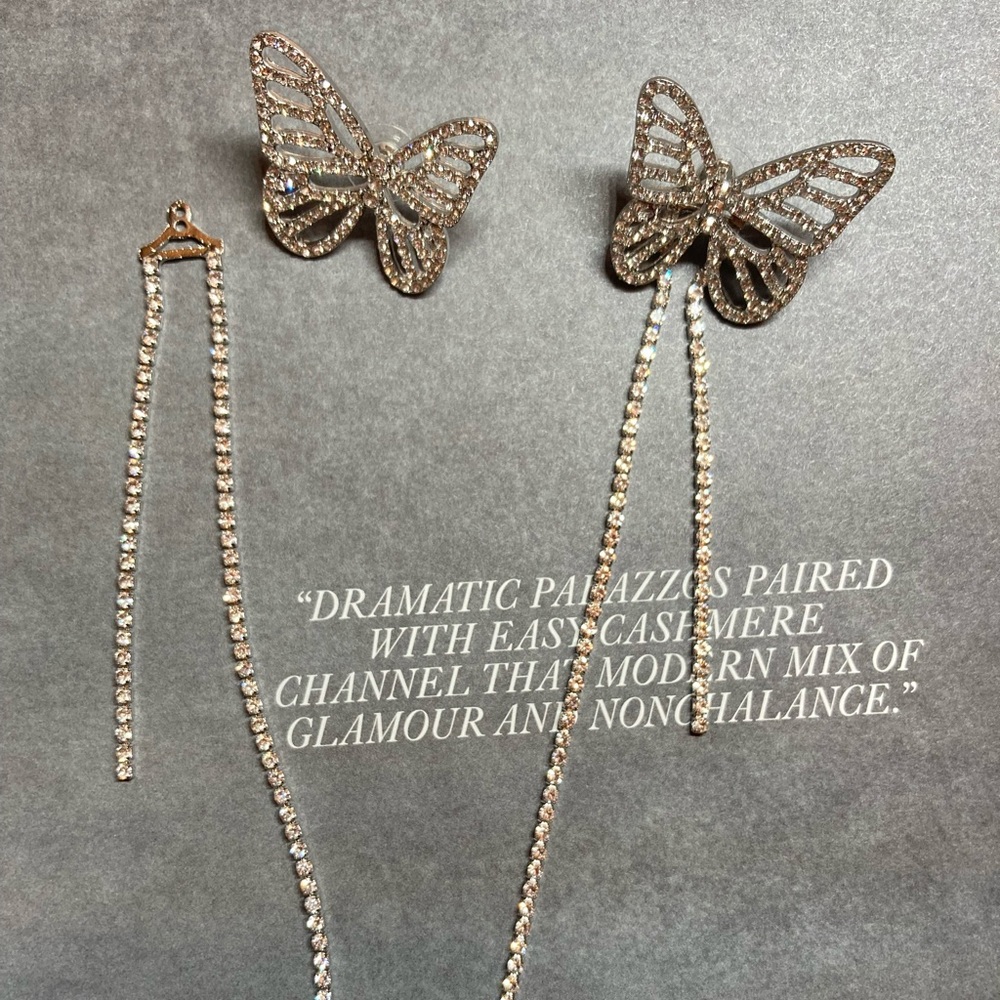 Rhinestone Butterfly ๐ฆ Platinum Plated Long Earrings - Picture 7 of 7